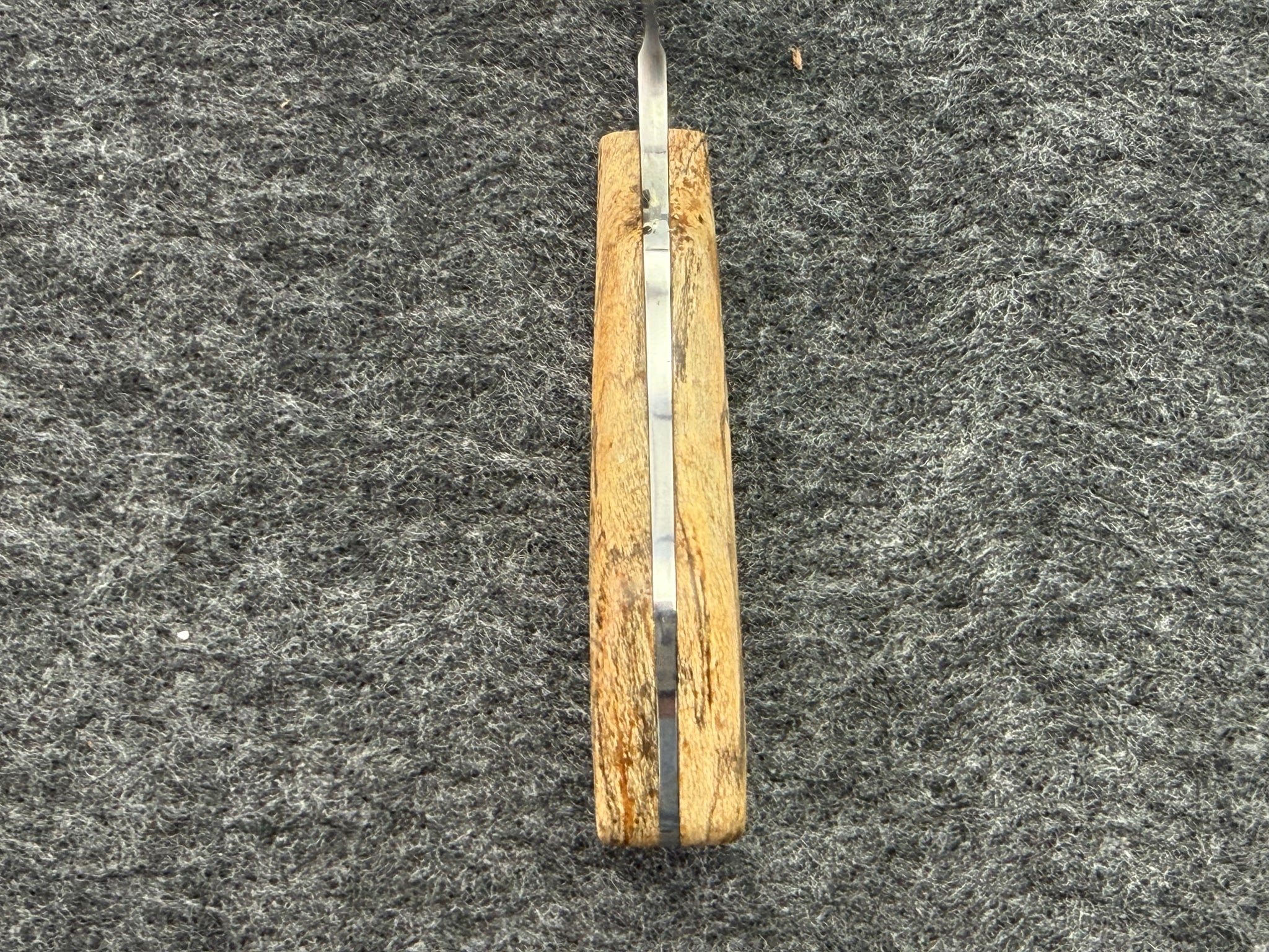 Arno Bernard - Meerkat w/ Spalted Maple Handle - 5214
