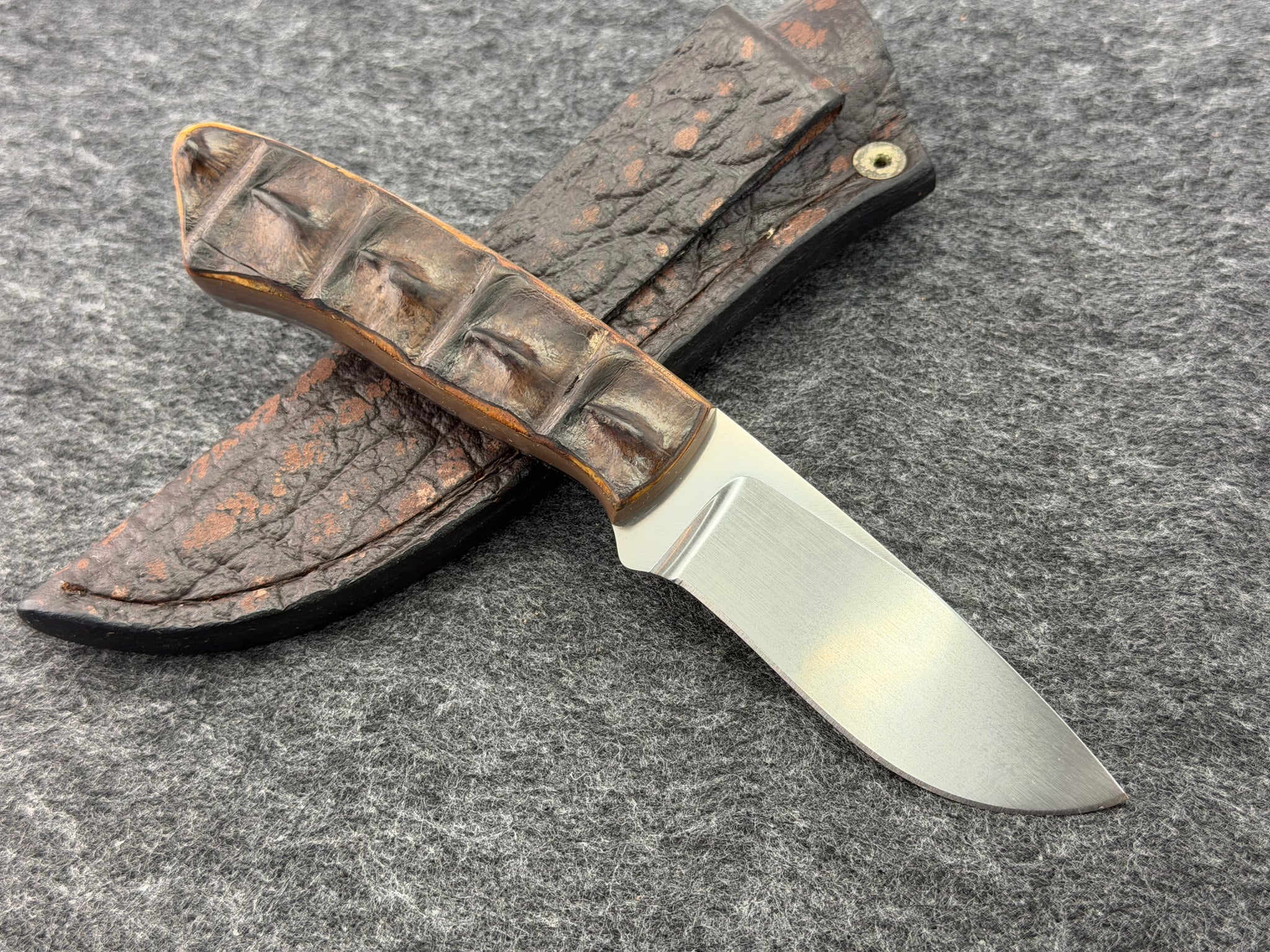 Arno Bernard Wolverine Model w/ Crocodile Hide Handle #4612