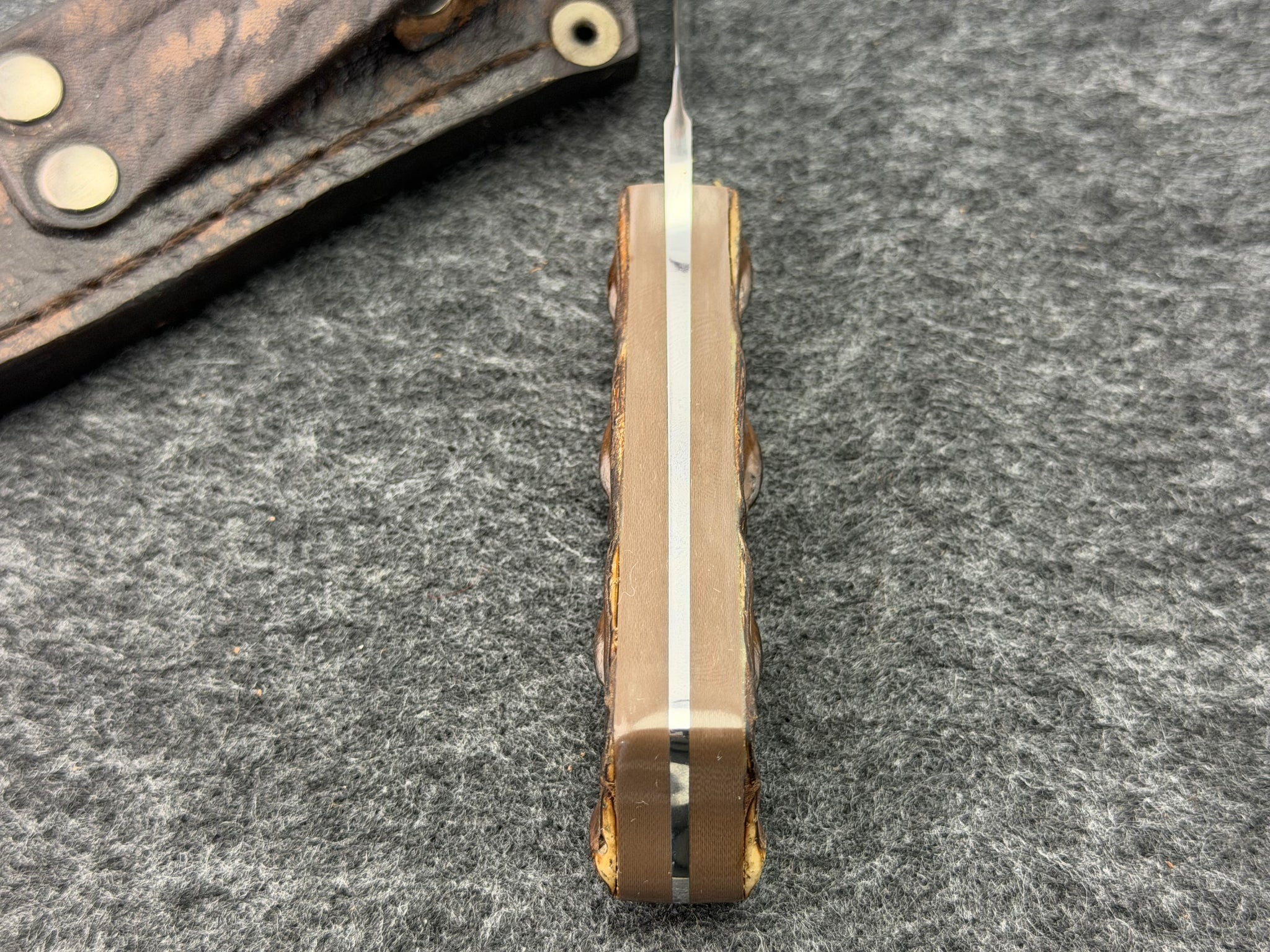 Arno Bernard Wasp Model w/ Crocodile Hide Handle #4512