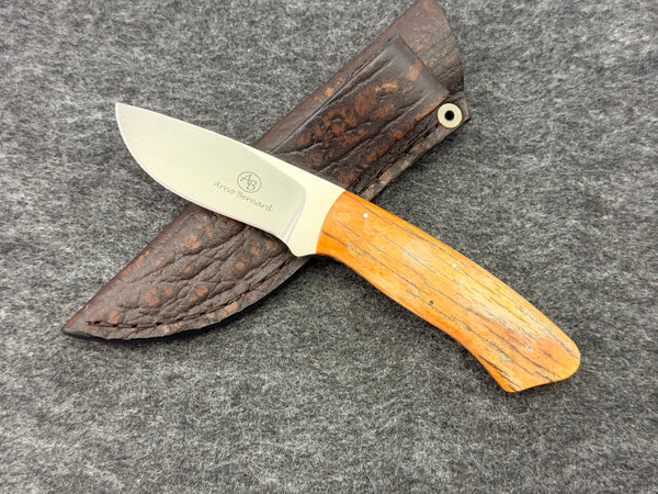Arno Bernard - Wolverine Model w/ Giraffe Bone - 4602-1