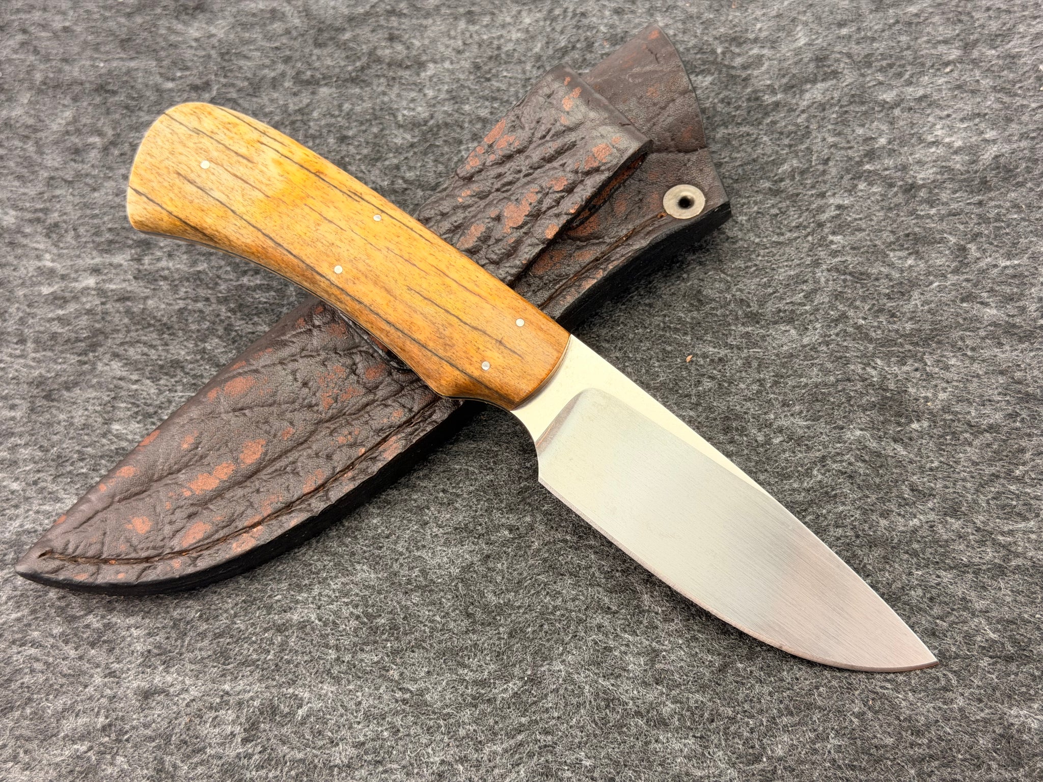 Arno Bernard - Nyala Model w/ Giraffe Bone - 3102