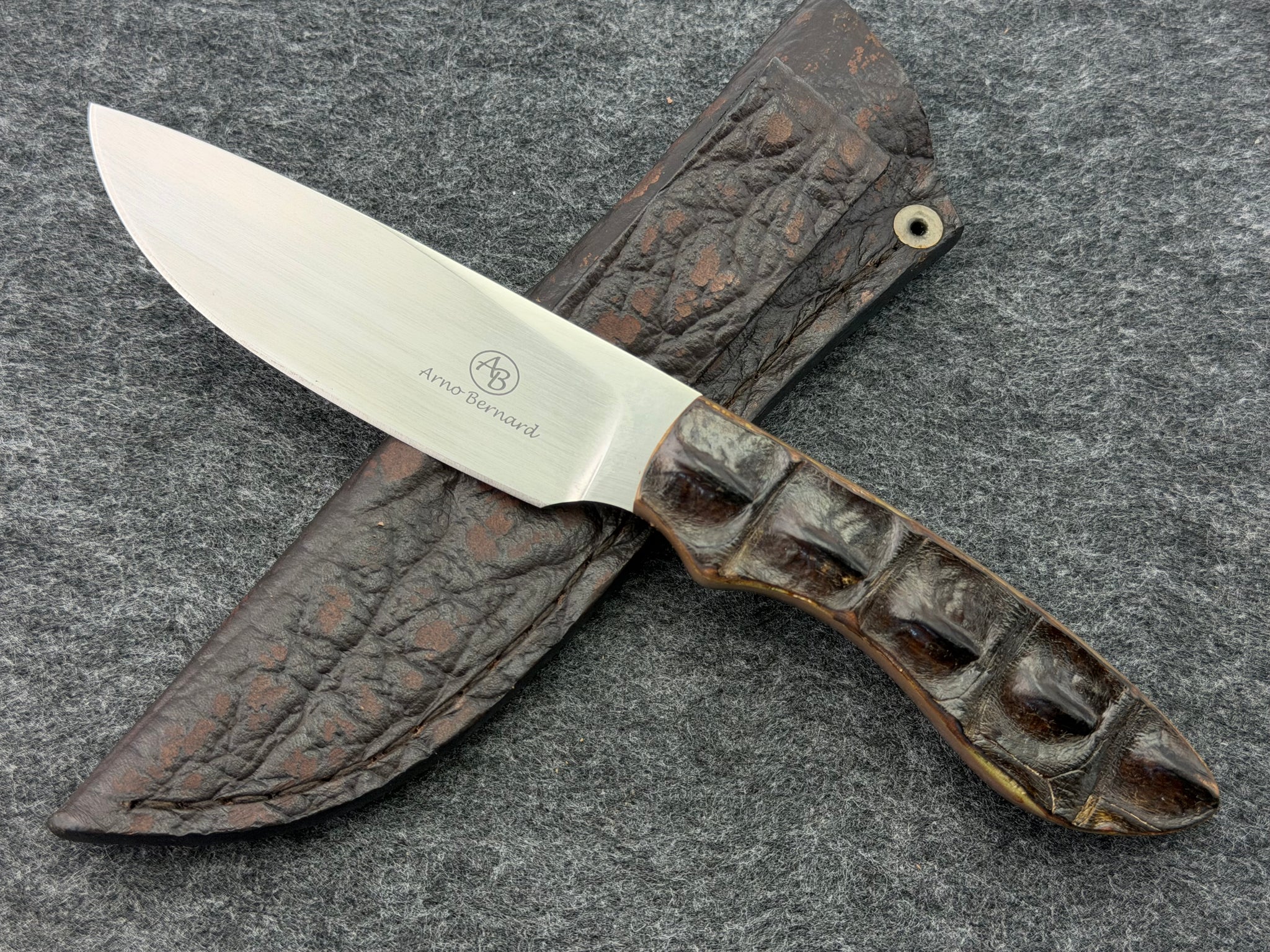 Arno Bernard Lion Model w/ Crocodile Handle #2312