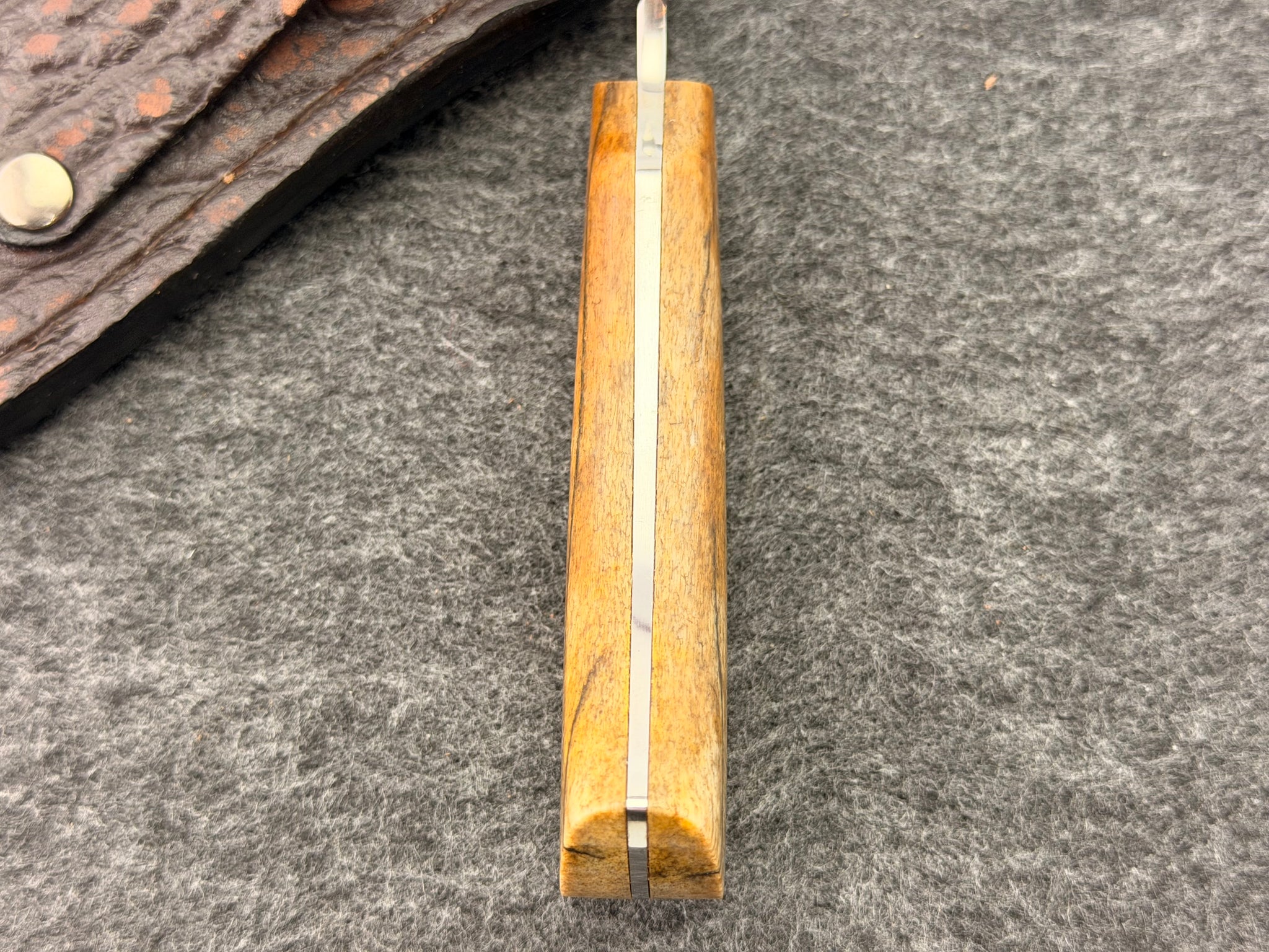 Arno Bernard - Nyala Model w/ Giraffe Bone - 3102