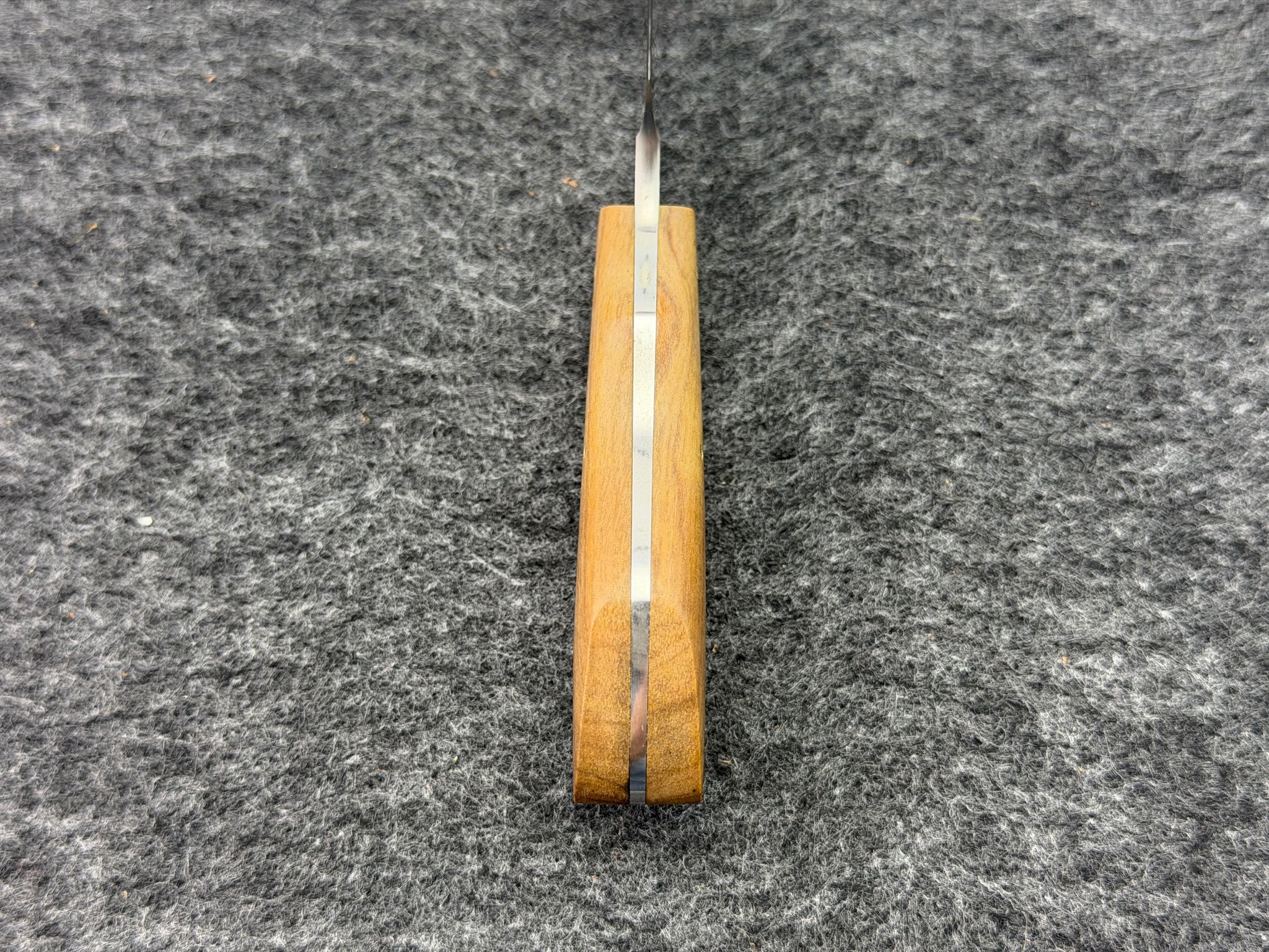 Arno Bernard - Meerkat w/ Wild Olive Handle - 5215