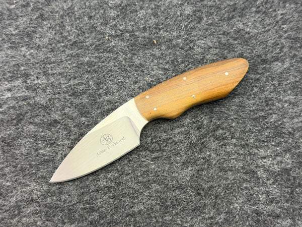 Arno Bernard - Meerkat w/ Wild Olive Handle - 5215
