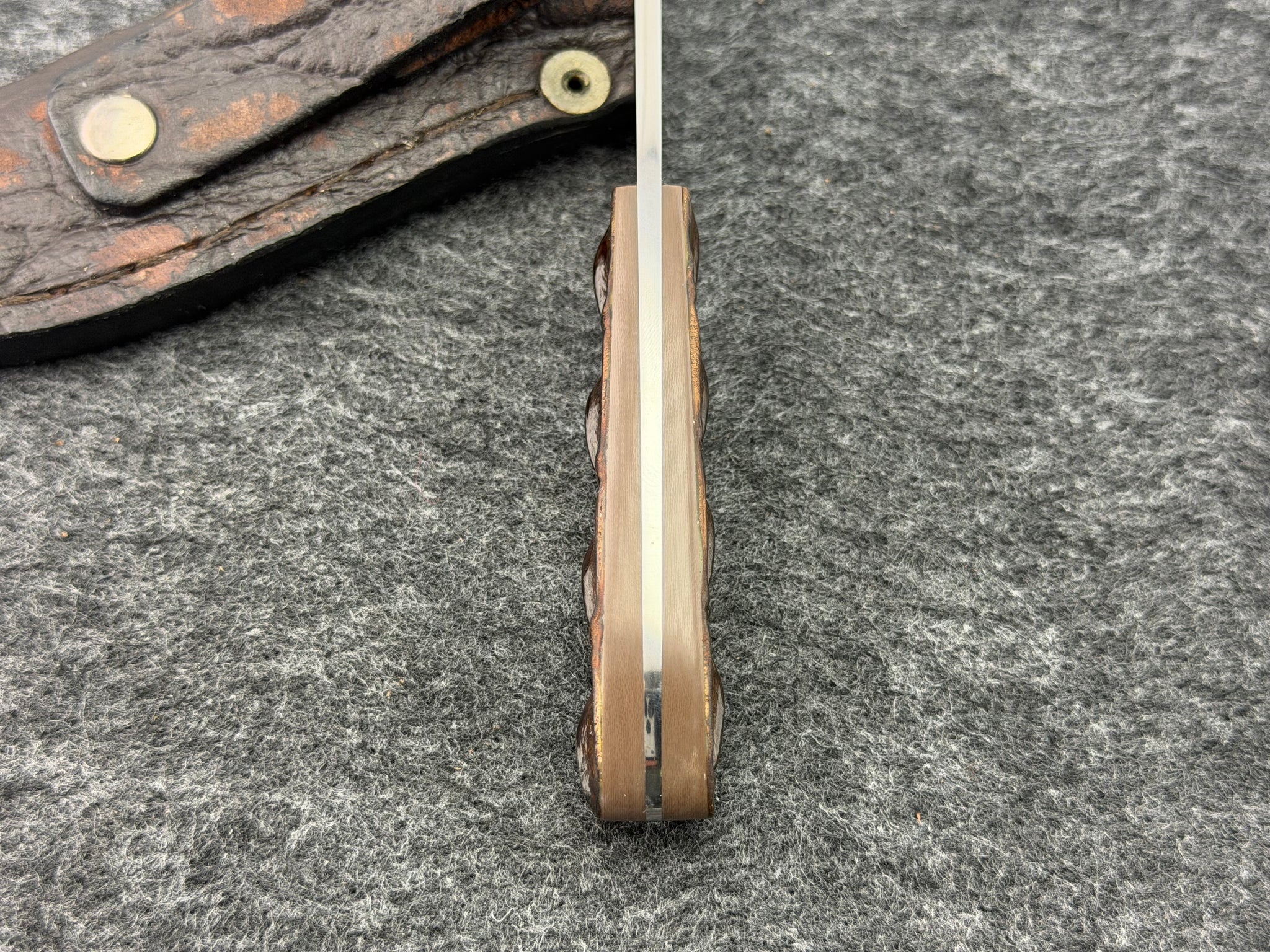 Arno Bernard Squirrel Model w/ Crocodile Hide Handle - 5412-1