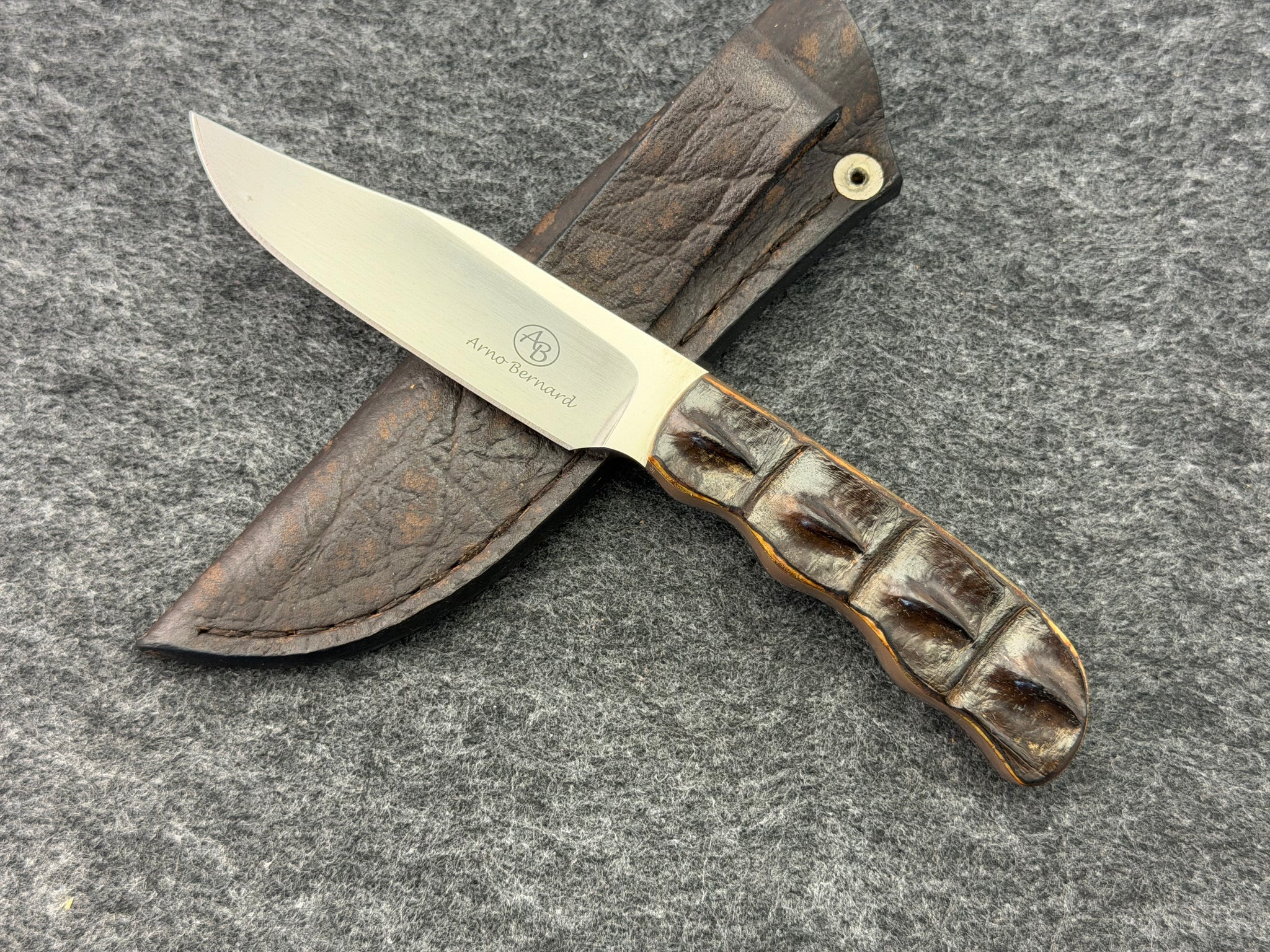 Arno Bernard Vulture Model w/ Crocodile Hide Handle #4312-1