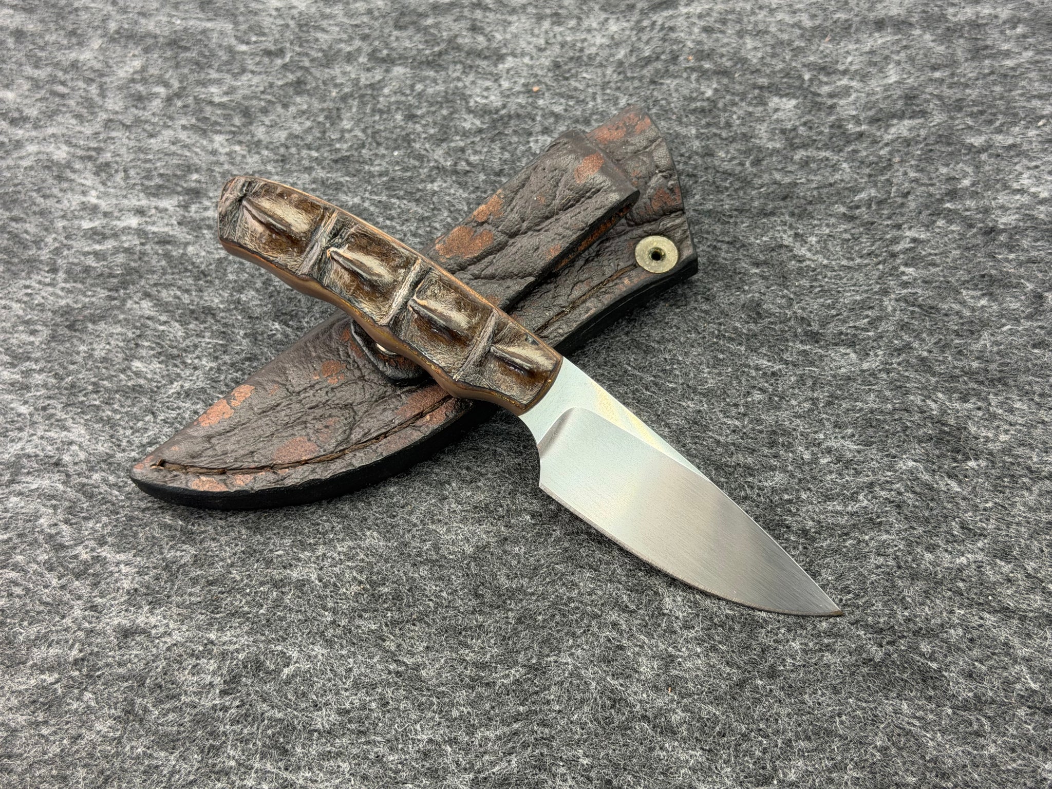 Arno Bernard Squirrel Model w/ Crocodile Hide Handle - 5412-1