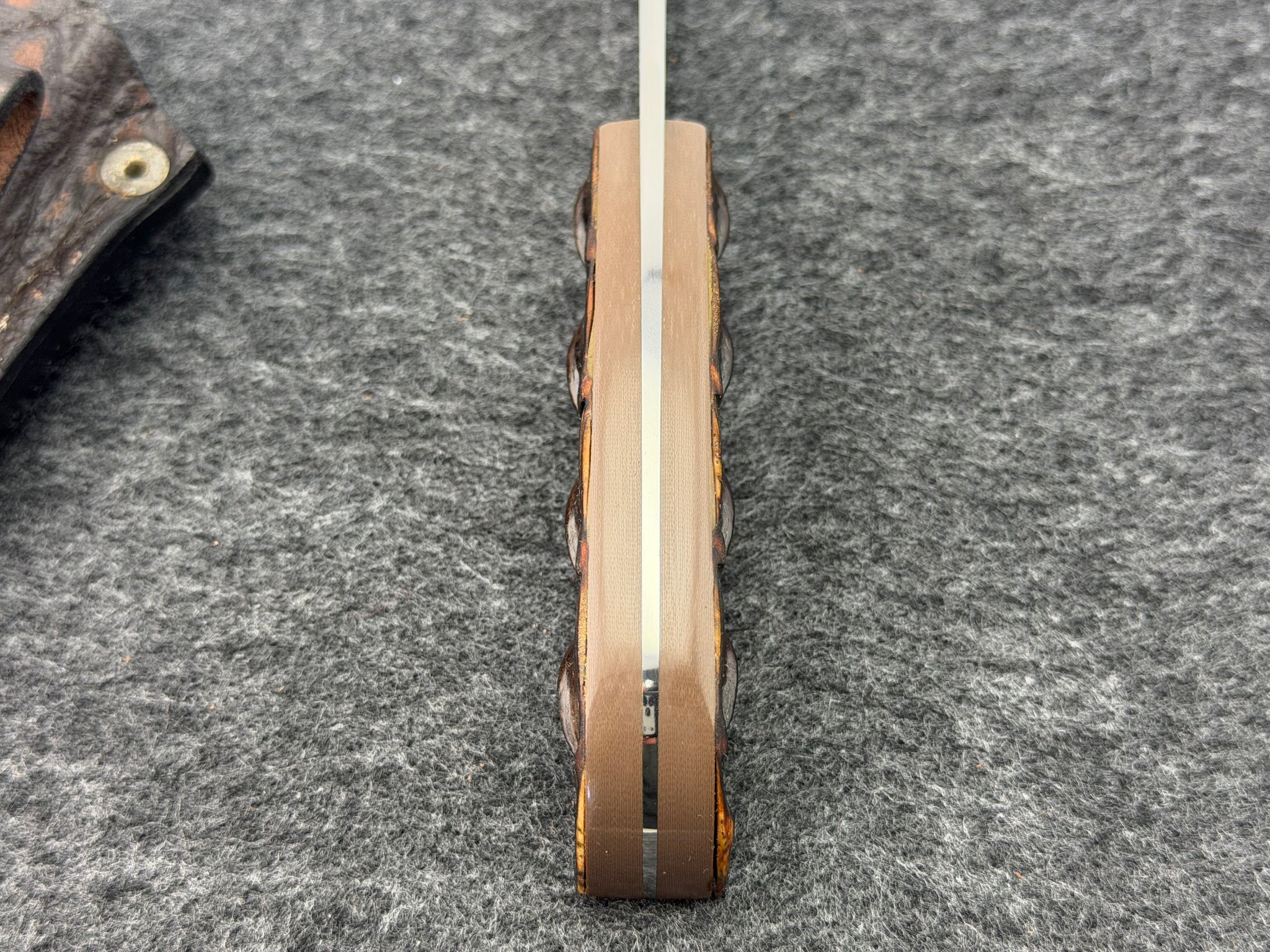 Arno Bernard Wild Dog Model w/ Crocodile Hide Handle #4412-2