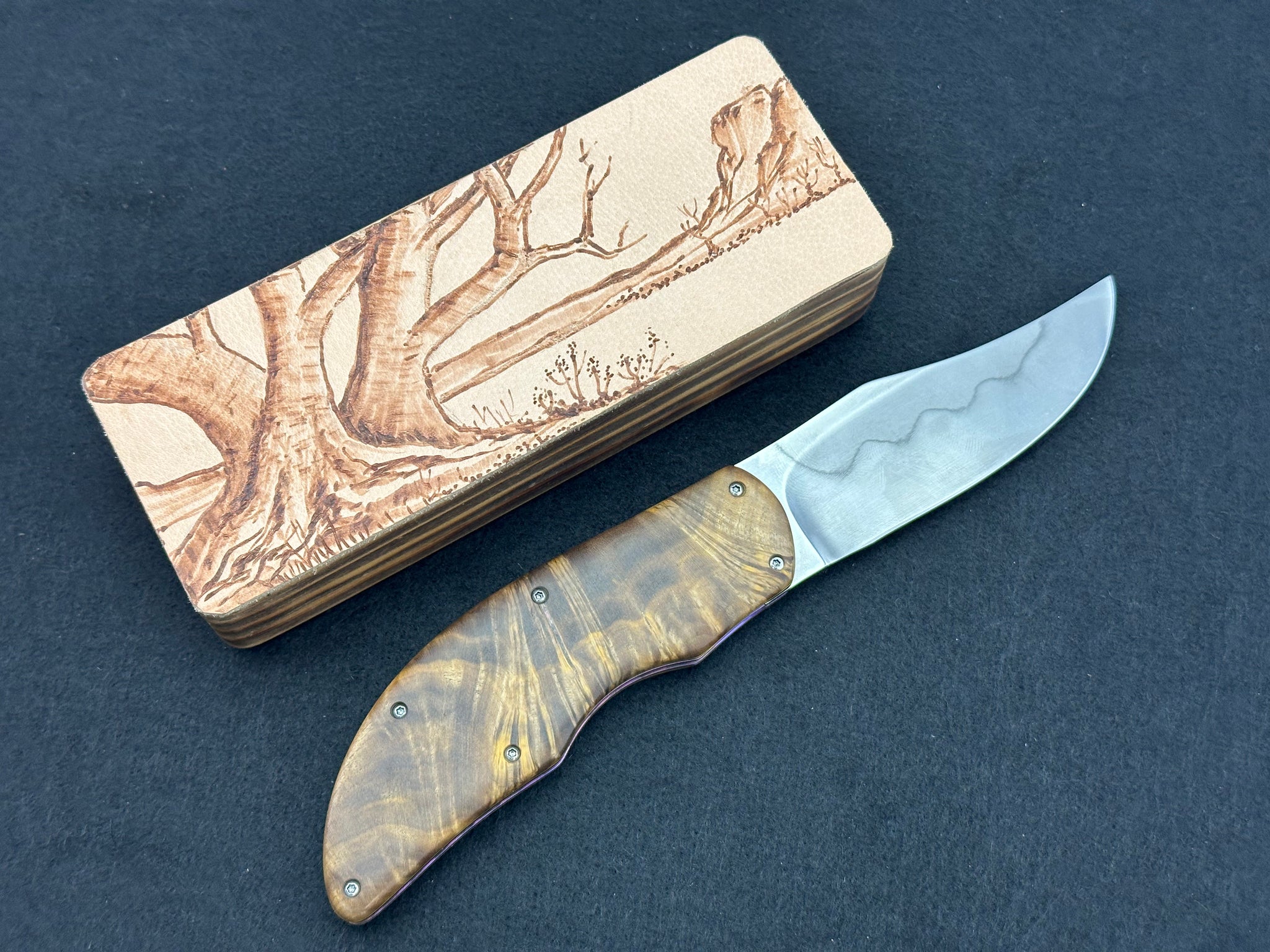 Theuns Prinsloo “Coffee is Simplicity” Top Flipper Folder