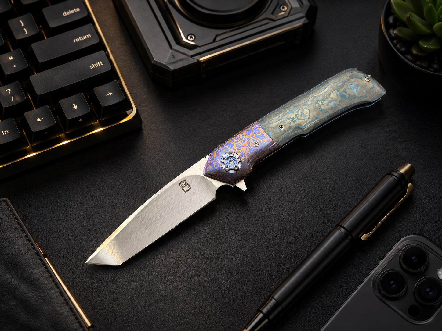 Francois Massyn -Tanto Flipper Timascus & Fat Carbon